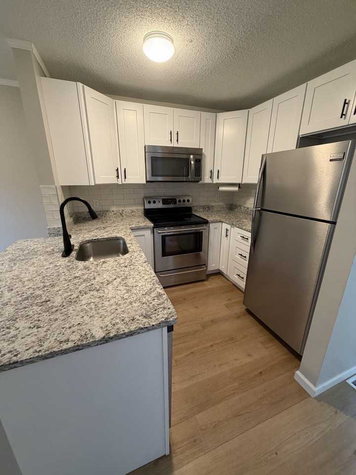 178 Clark Street New Britain #178 - Photo 2 of 13
