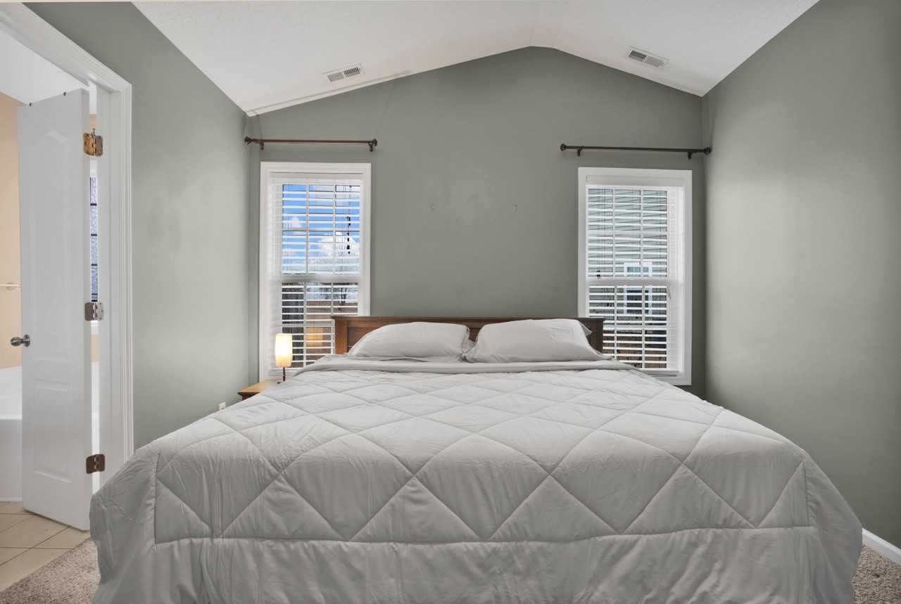 1403 Oxnop Ct - Photo 6 of 42
