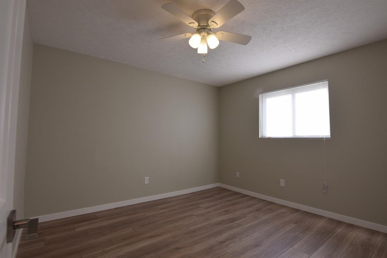 1296 Courtland Ave #B - Photo 6 of 9