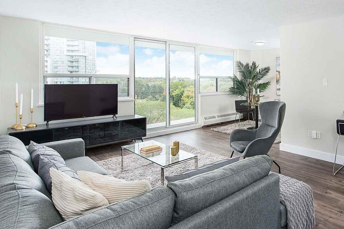1360 Danforth Road - Photo 4 of 11