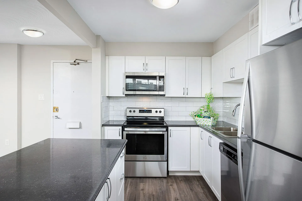 1340 Danforth Road - Photo 3 of 19