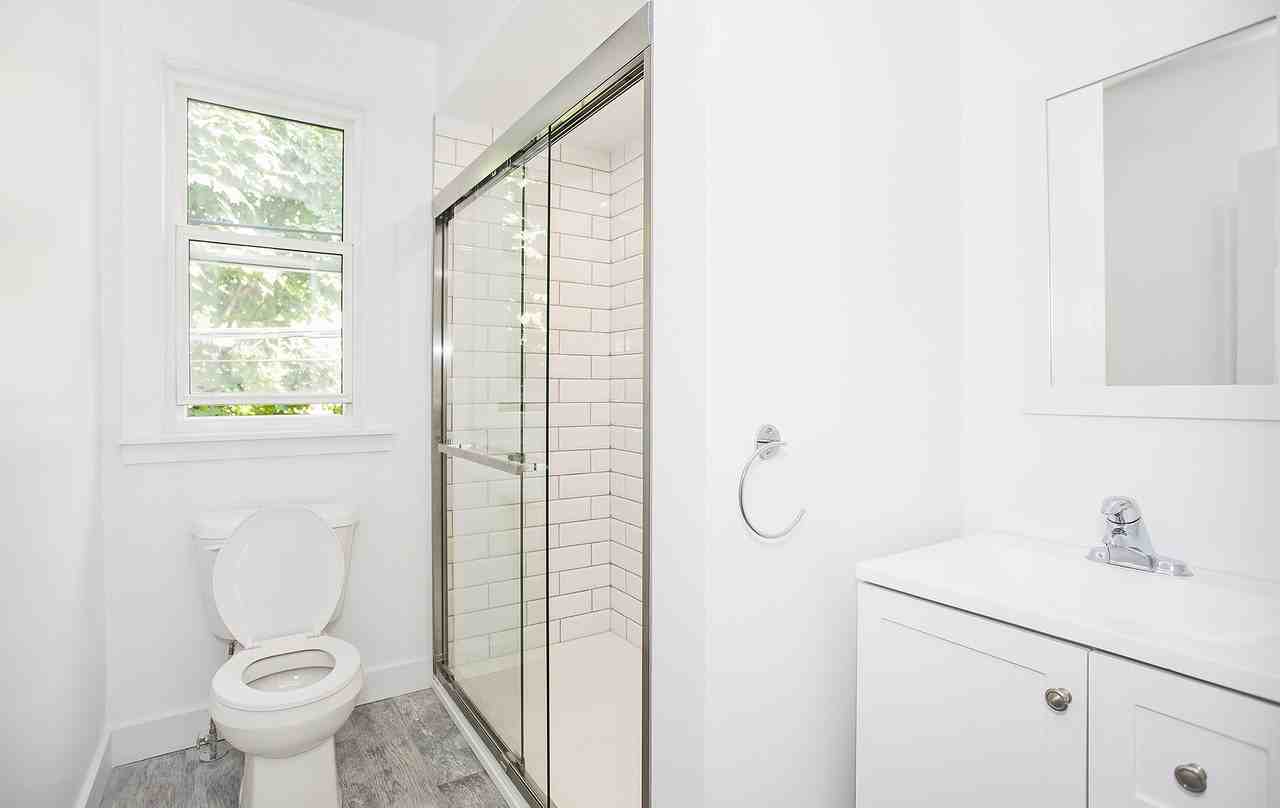 2-9 Oaklawn Gdns. - Photo 7 of 15