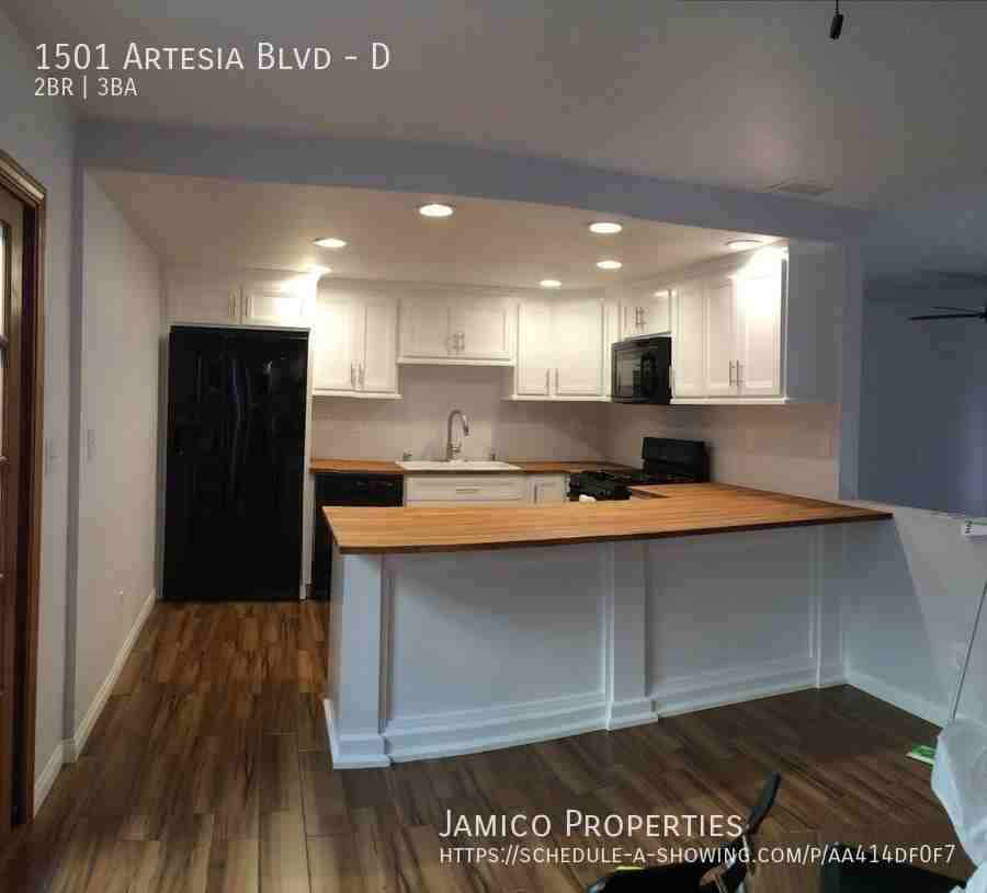 1501 Artesia Blvd #D - Photo 4 of 10