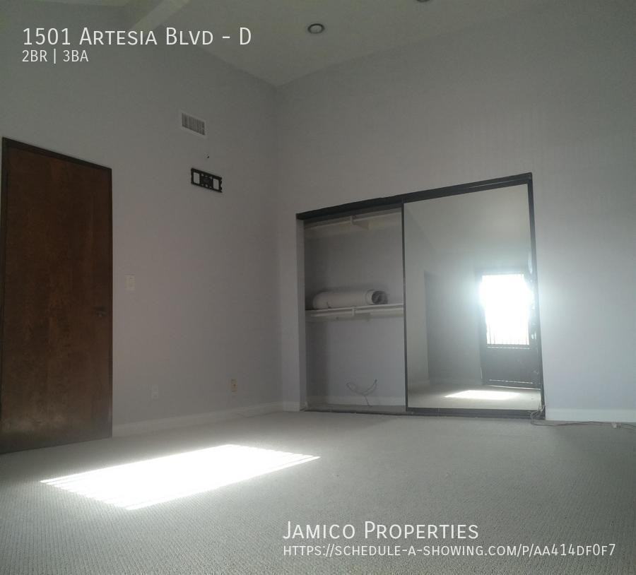 1501 Artesia Blvd #D - Photo 6 of 10
