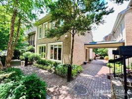 featured image of 4333 Embassy Park Dr Nw