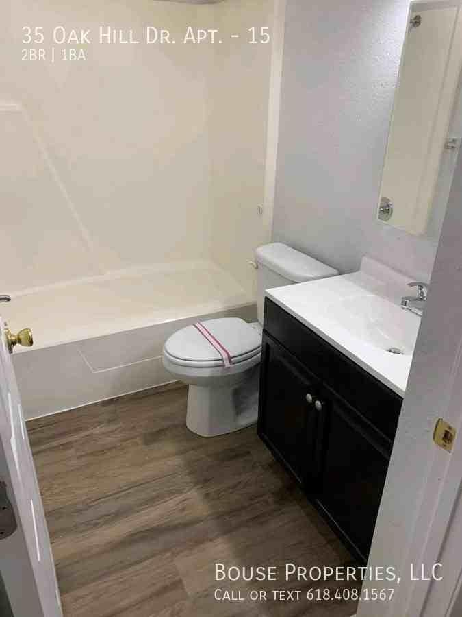 35 Oak Hill Dr #15 - Photo 2 of 5