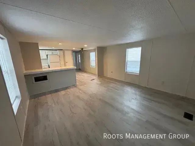 1009 W Bonny Doon Ln - Photo 3 of 16
