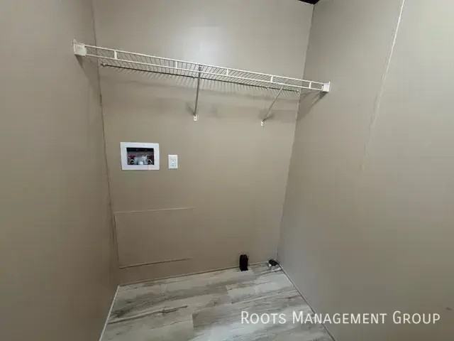1005 W Inverness Dr - Photo 7 of 17