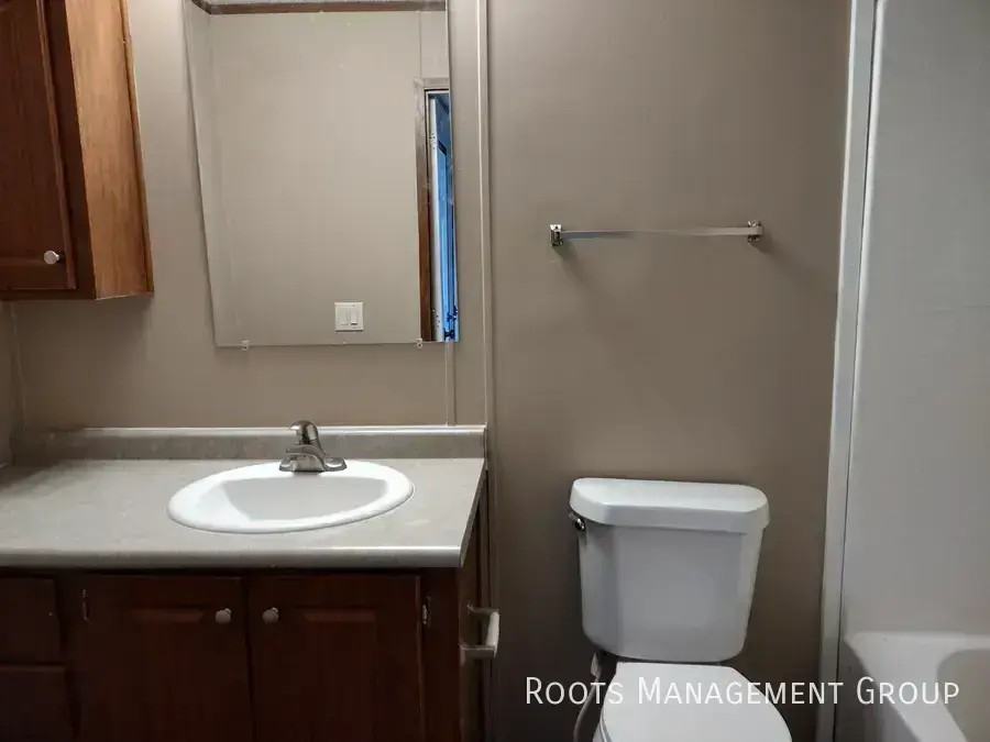2410 Gena Ann Ln - Photo 7 of 8
