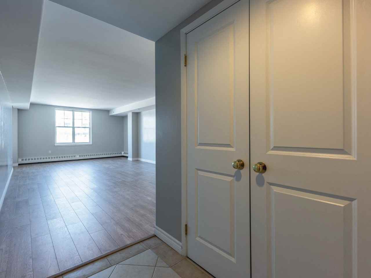 Peninsula Place - Photo 2 of 14