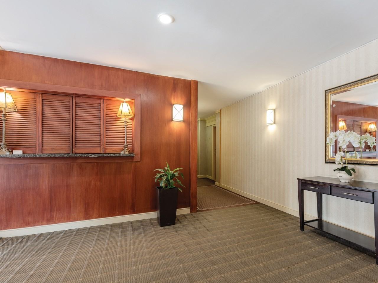 Peninsula Place - Photo 3 of 14