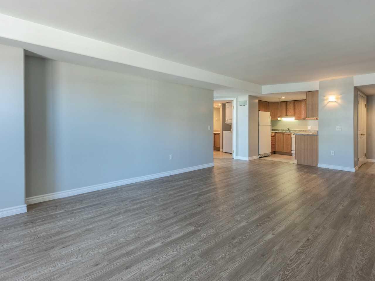 Peninsula Place - Photo 6 of 14