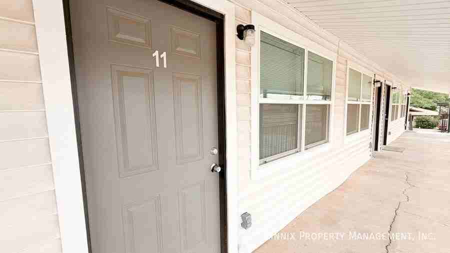 5438 40th St. - 5438 40th St. #11 - Photo 2 of 11