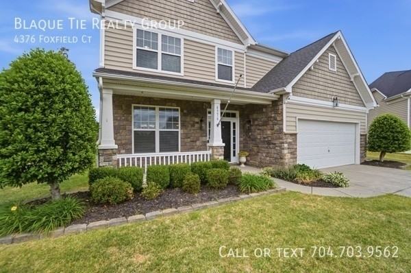 4376 Foxfield Ct - Photo 2 of 44