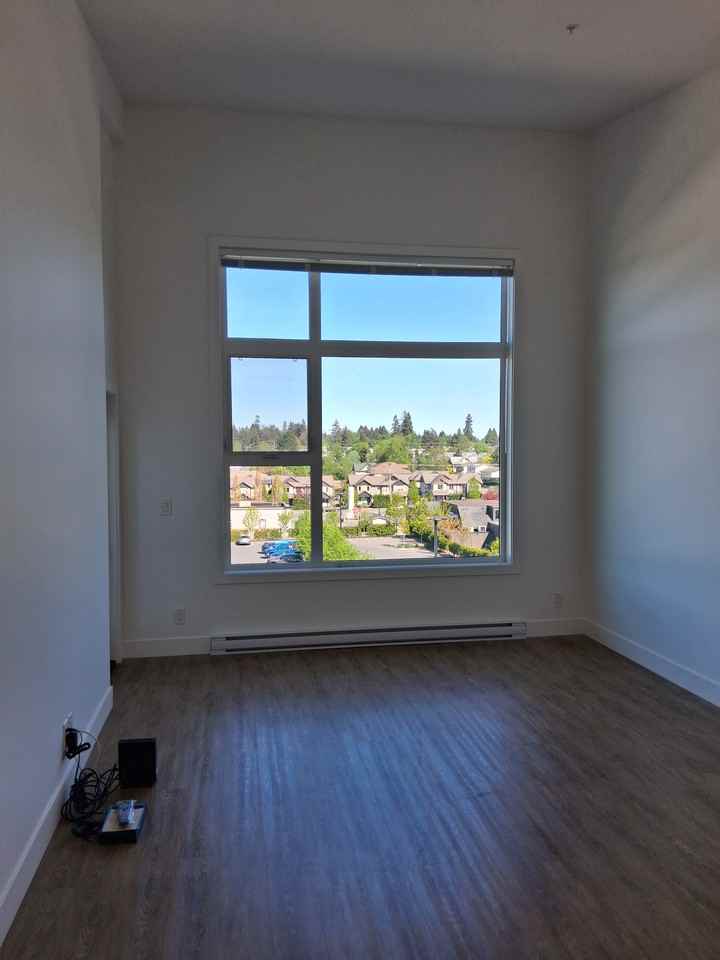 858 Georgia Avenue - Photo 8