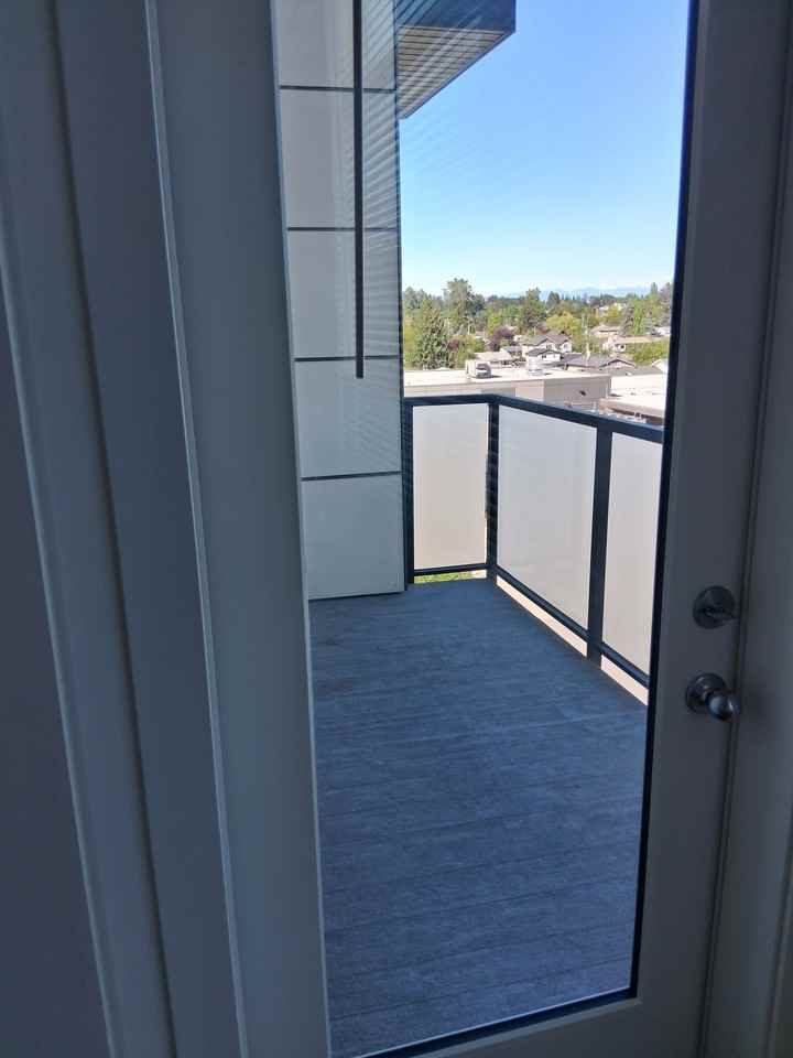 858 Georgia Avenue - Photo 12