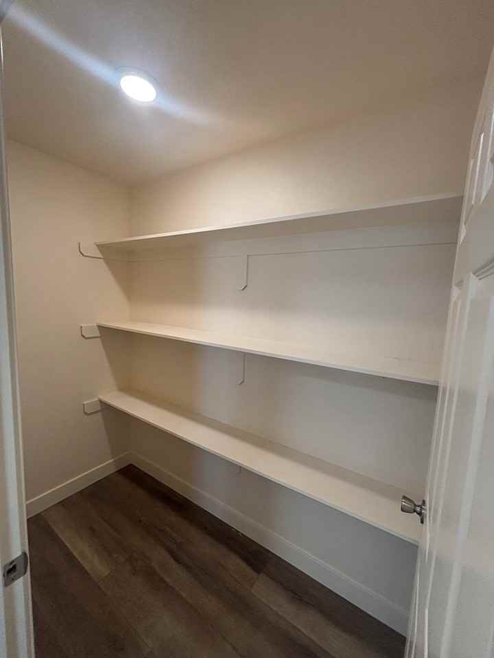 1832 West 48th Street - Photo 6 of 24