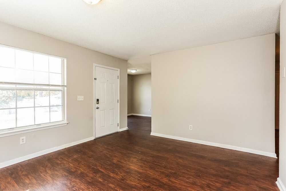 2268 W 44th St - Photo 4 of 16