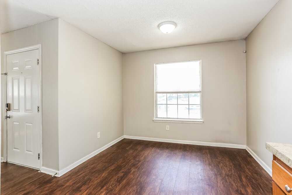 2268 W 44th St - Photo 7 of 16