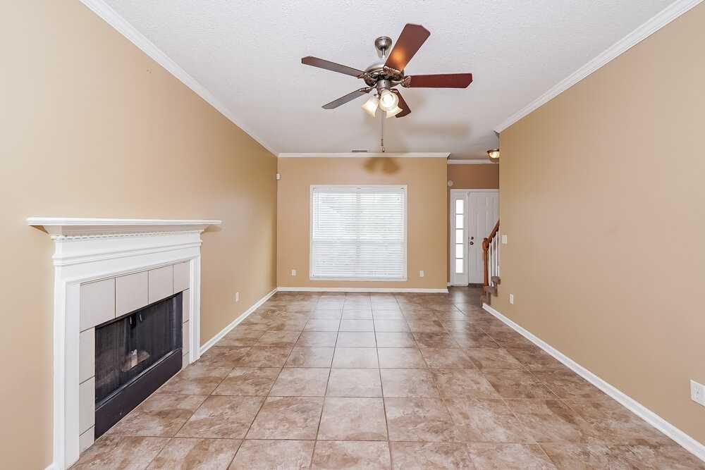 5505 Leighaven Way - Photo 4 of 25