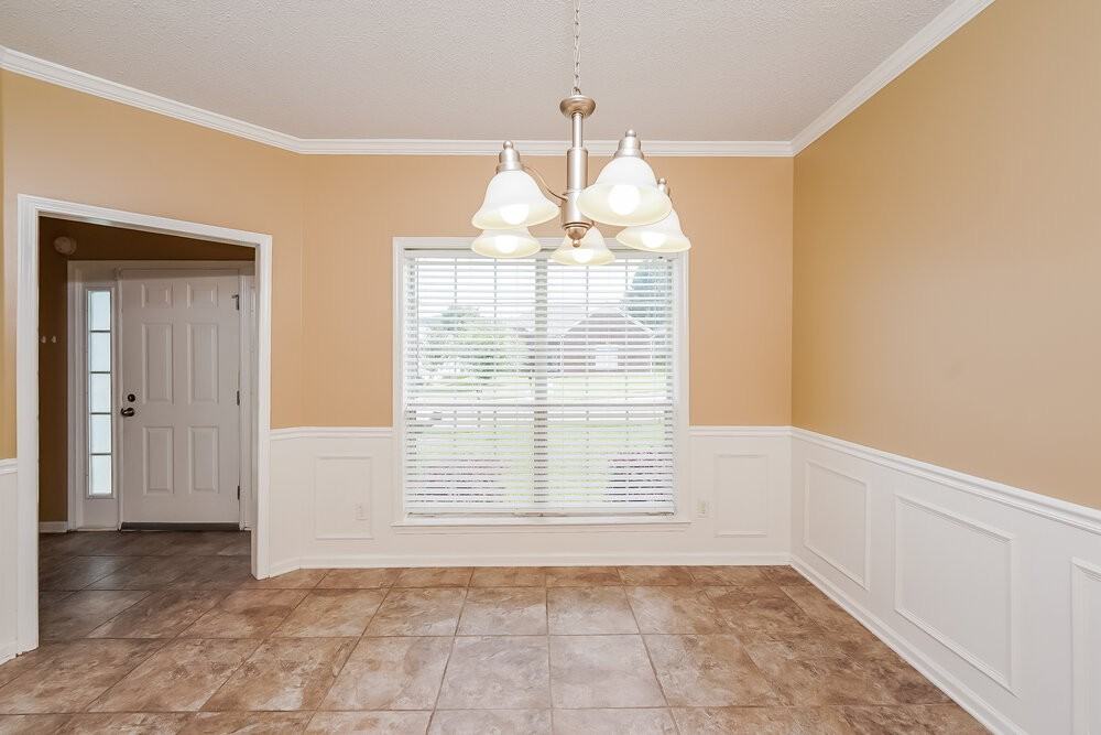 5505 Leighaven Way - Photo 5 of 25