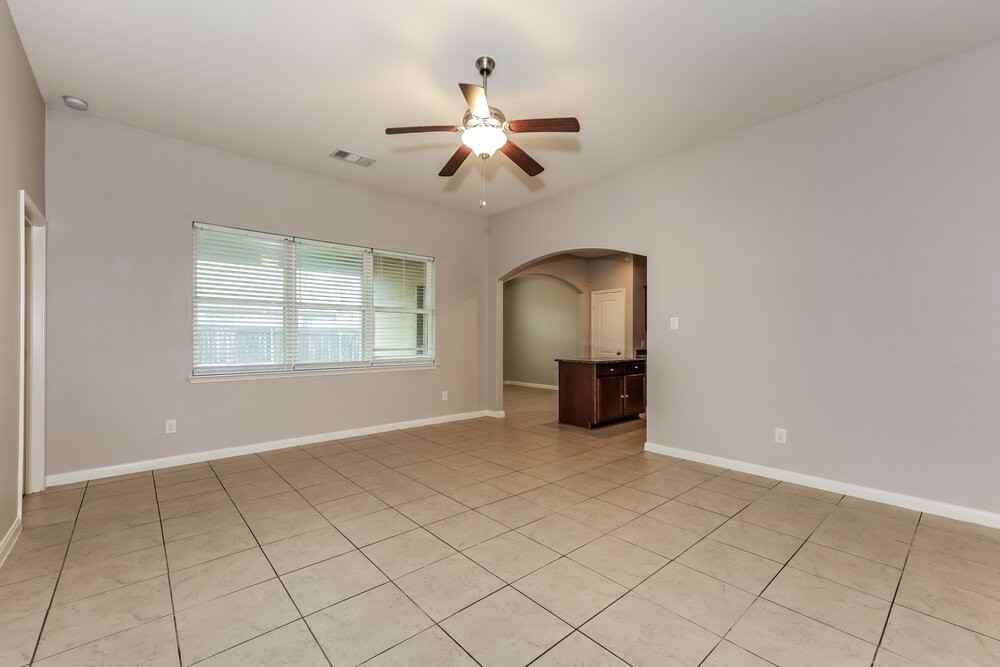 4144 Tower Ln - Photo 4 of 19