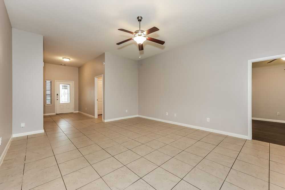 4144 Tower Ln - Photo 5 of 19