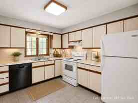 7 Hartley St #4 - Photo 1 of 1