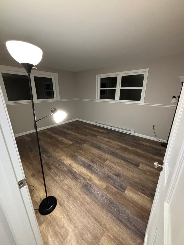 236 Sewall St #3 - Photo 4 of 11