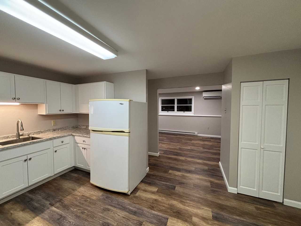 236 Sewall St #3 - Photo 5 of 11