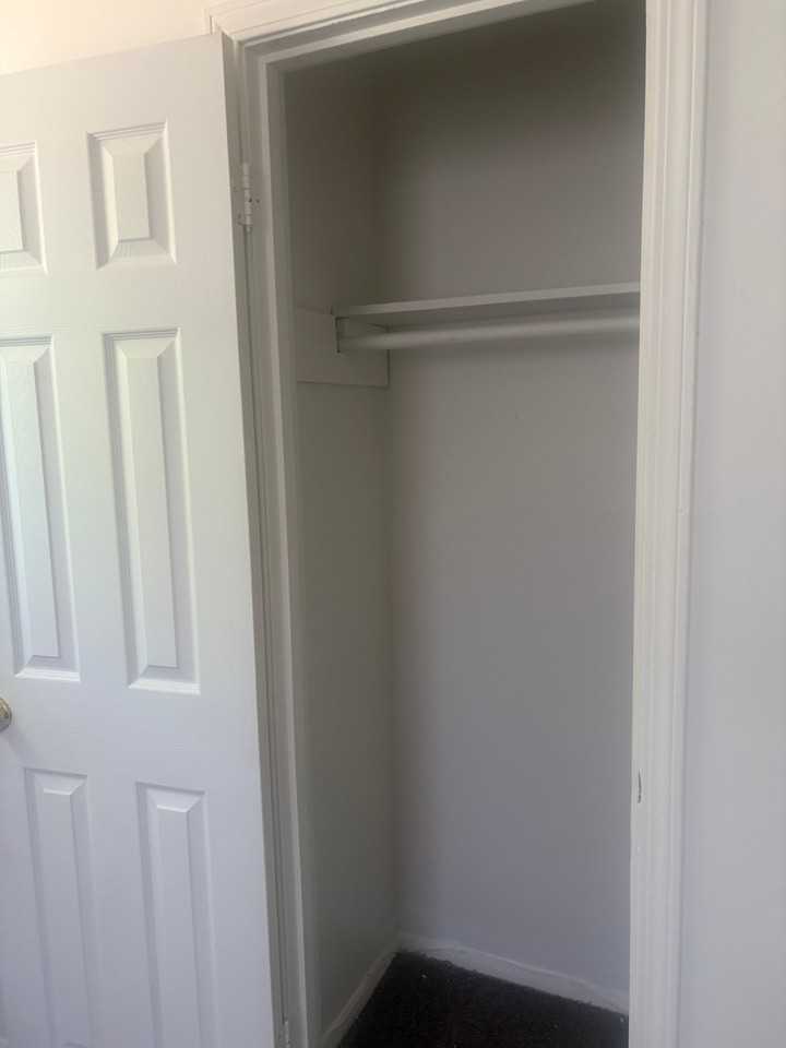 2565 Peres Ave - Photo 7 of 18