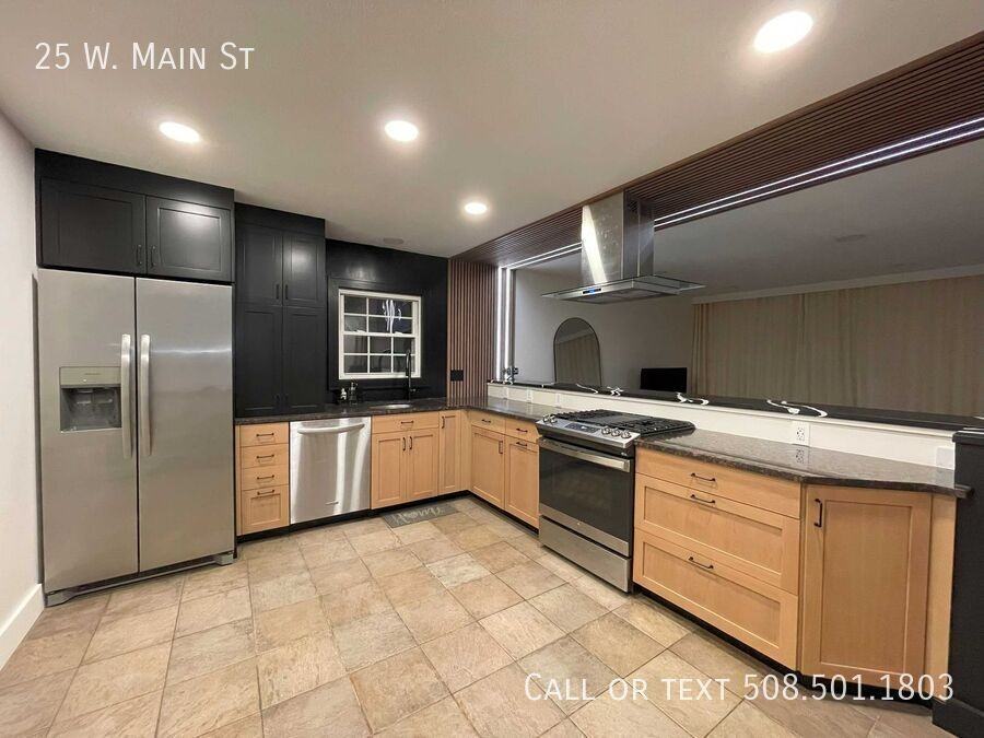 25 W Main St - Photo 2 of 25