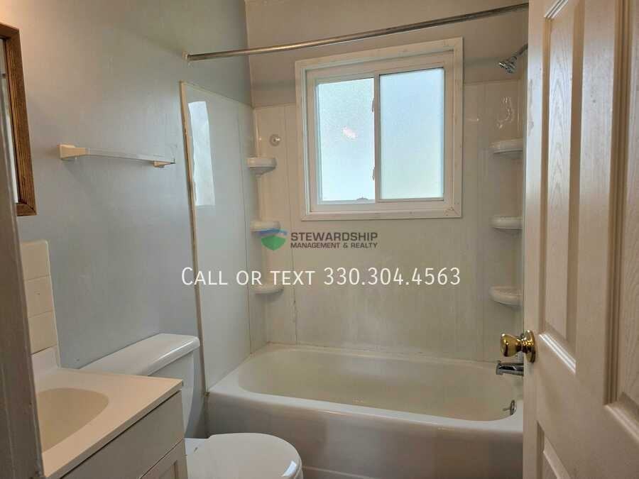 1442 Virginia Ave - Photo 7 of 18