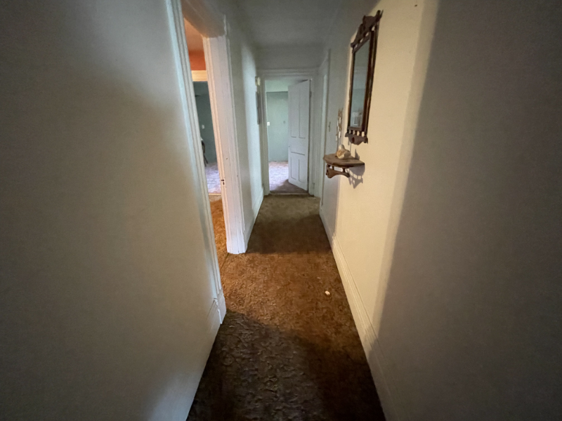 409 Larimer Ave - Photo 5 of 13