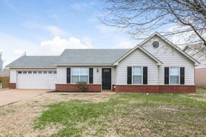 featured image of 4506 Shadow Hollow Dr