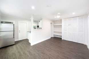 1883 Smith Dr #4 - Photo 1 of 1