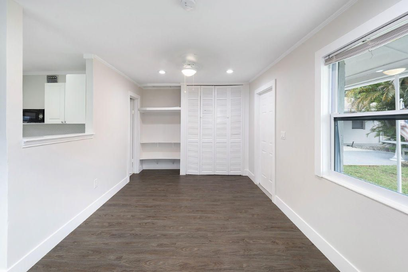 1883 Smith Dr #4 - Photo 3 of 25