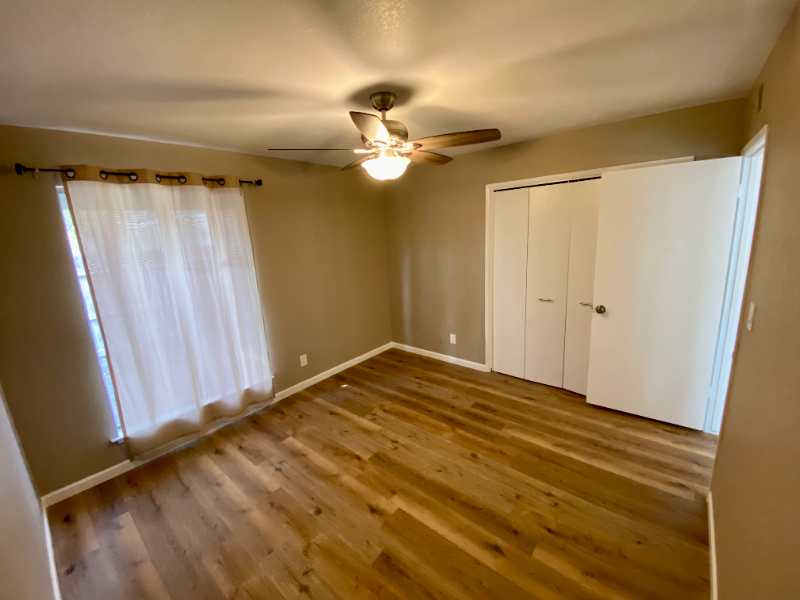 520 W Sierra Ave #102 - Photo 6 of 9