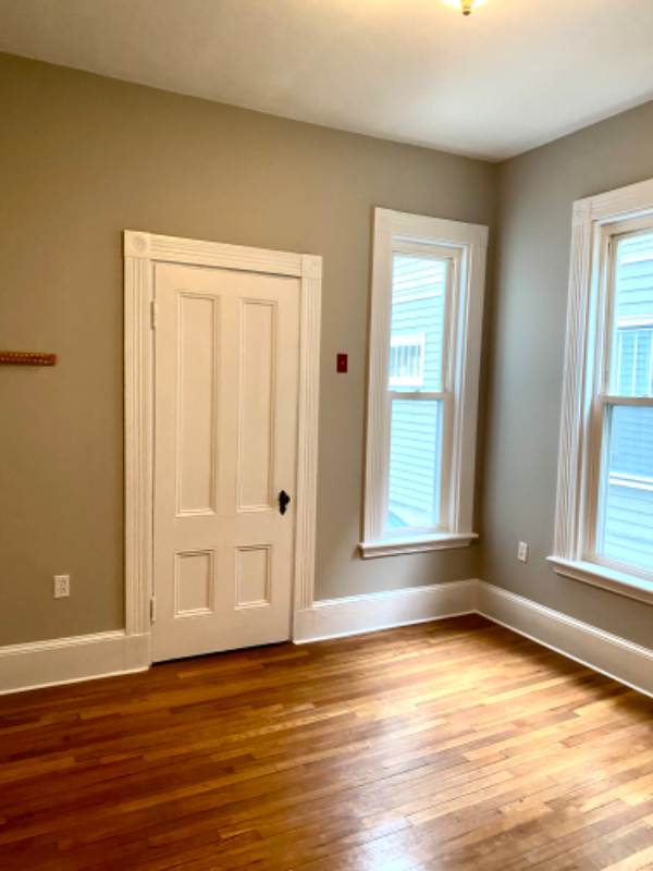 322 Brookline St #1 - Photo 7 of 9