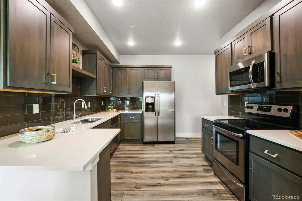 2608 Kansas Dr #J161 - Photo 4 of 20