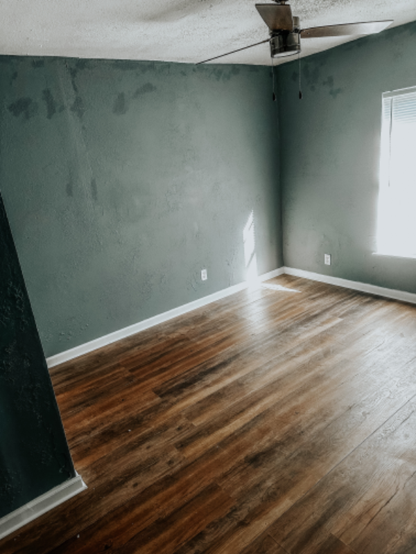 709 S Broadway Ave - Photo 7 of 8