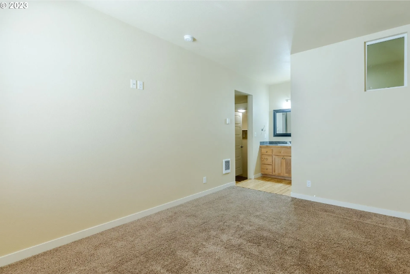 2556 Royalann Ln #A - Photo 4 of 10