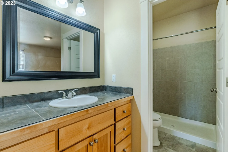 2556 Royalann Ln #A - Photo 5 of 10