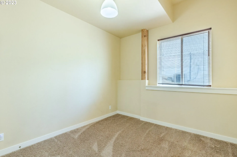 2556 Royalann Ln #A - Photo 6 of 10
