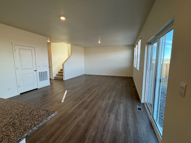 5996 Amerifax Dr - Photo 6 of 29