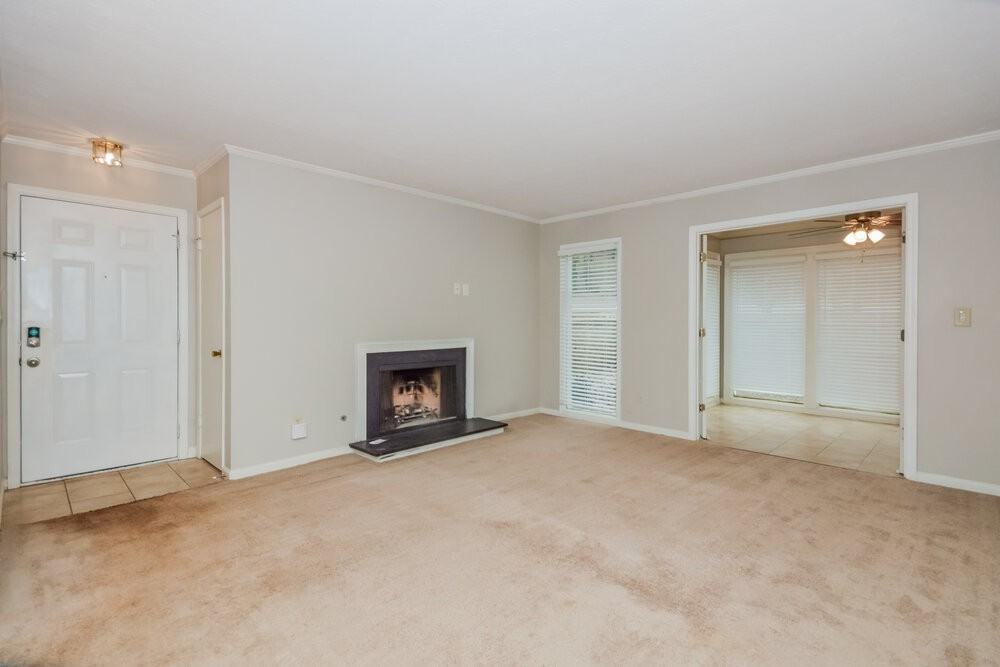 108 Augusta Dr Se - Photo 6 of 18