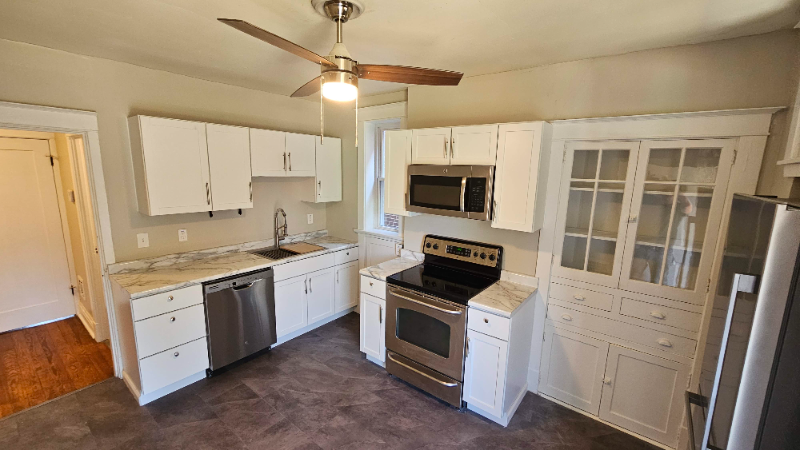 2239 California Ave - Photo 3 of 29