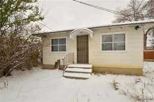 featured image of 922 1/2 Terry Ave