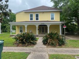 featured image of 2065 Broadway St