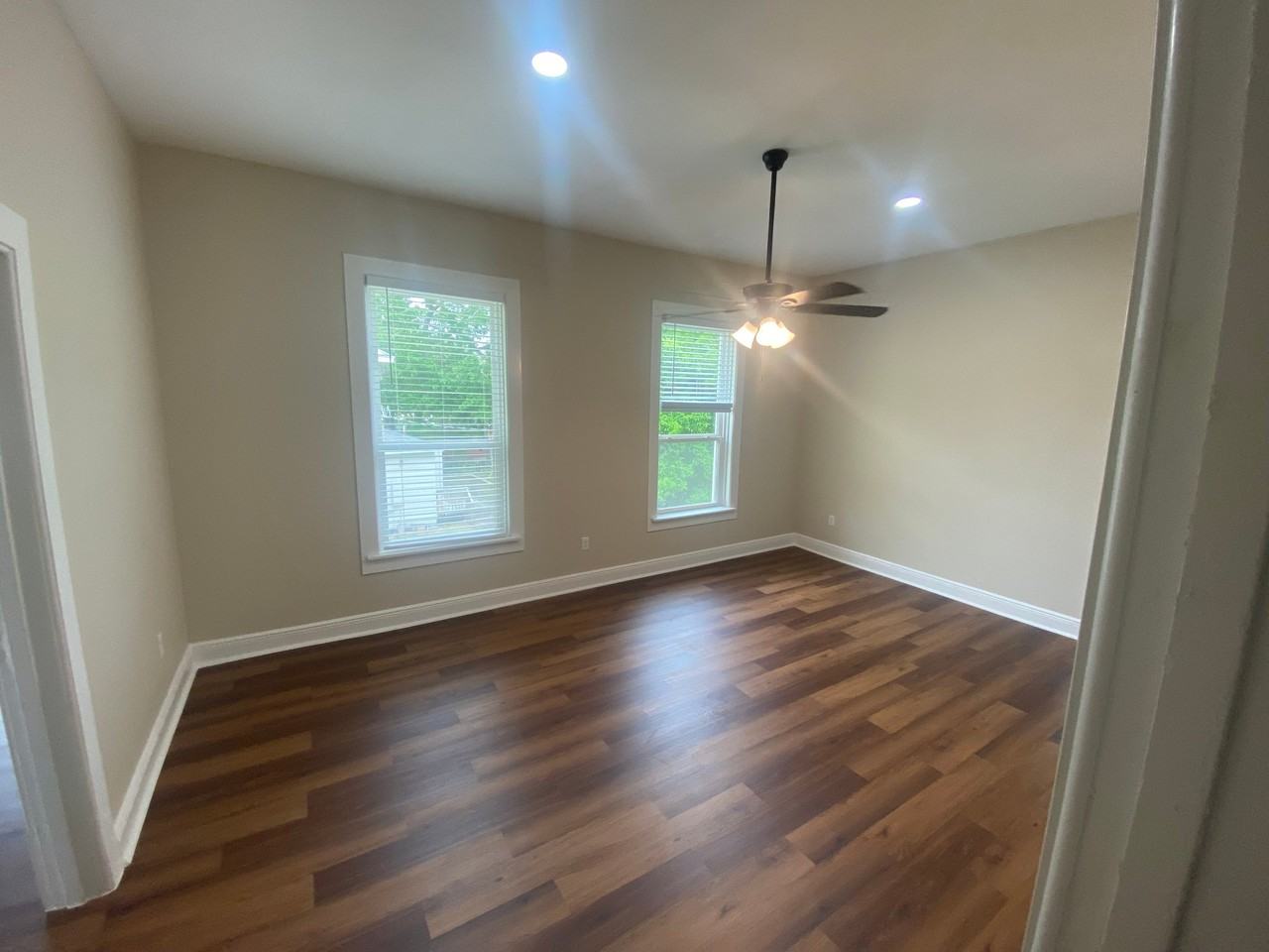 2065 Broadway St - Photo 6 of 11